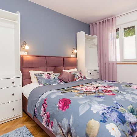 Porec Twins Apartment Экстерьер фото